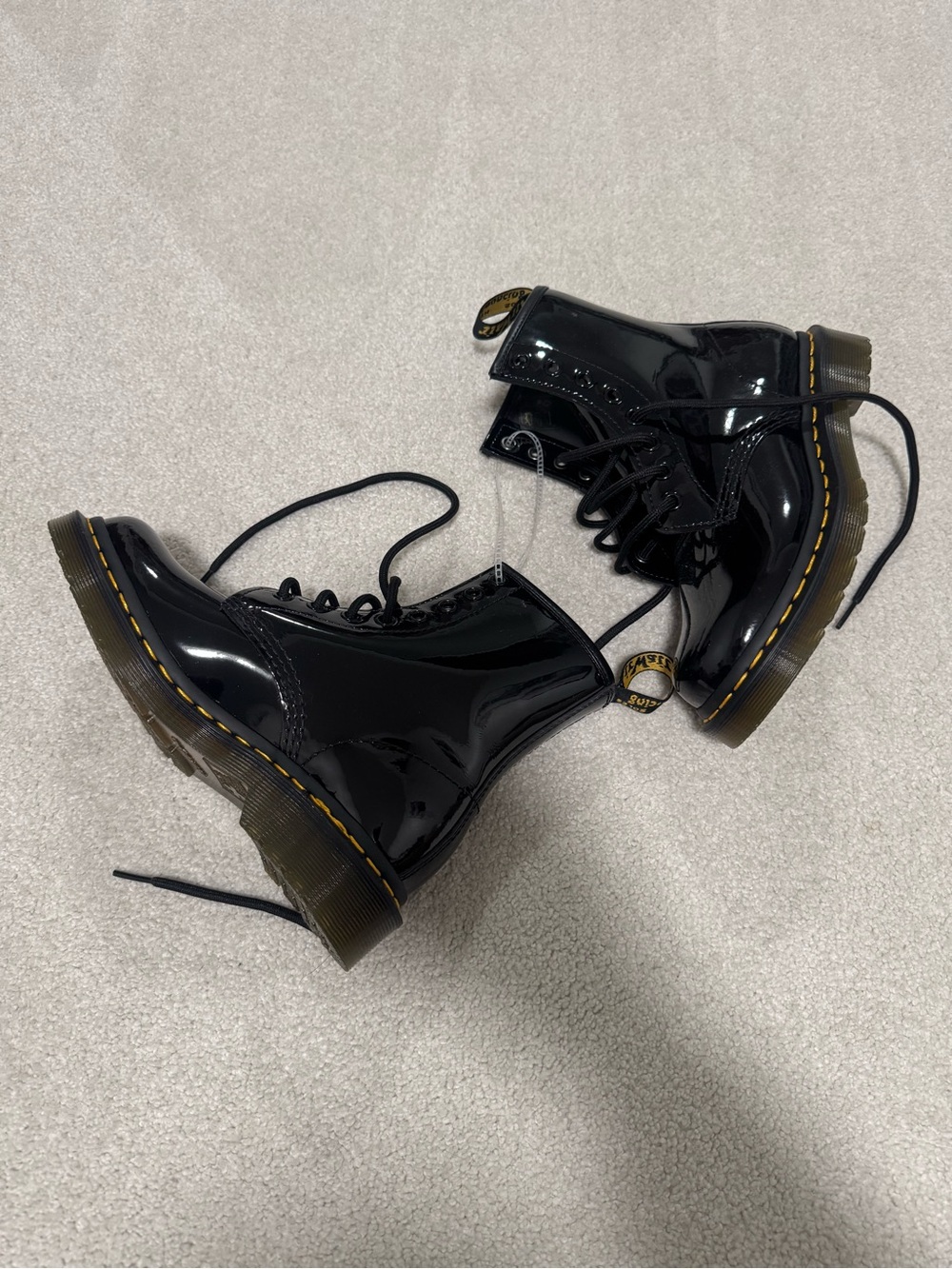 Dr. Martens Black Patent Women’s  1460 PATENT LEATHER LACE UP BOOTS